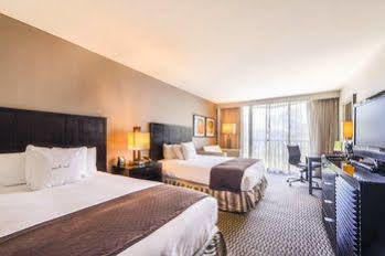 Doubletree By Hilton Circle Hotel 3*